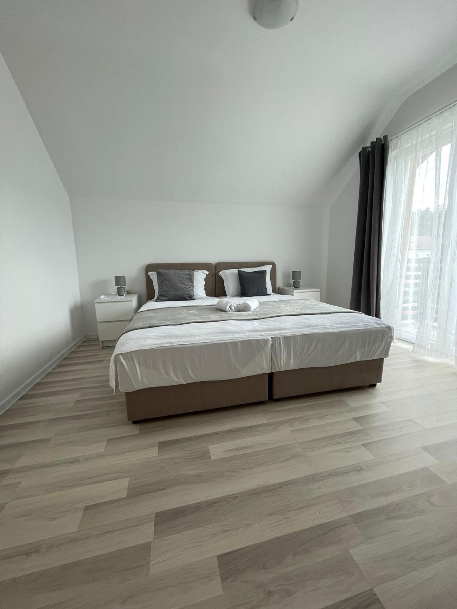 Apartman Nativis Otočac Exteriér fotografie